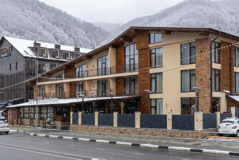 Отель Montchalet Spa by Stellar Hotels, Krasnaya Polyana — отель в Эсто-Садок для семейного отдыха