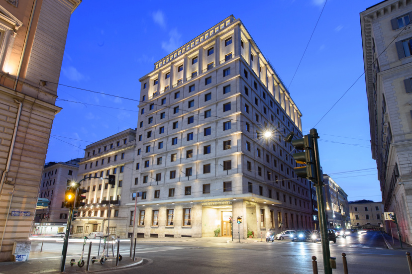 Bettoja Hotel Mediterraneo — отель в Риме для романтического отдыха