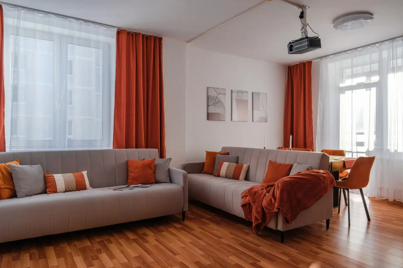 Apartamenty Stacek 4 do desati celovek — отель в Екатеринбурге, Россия