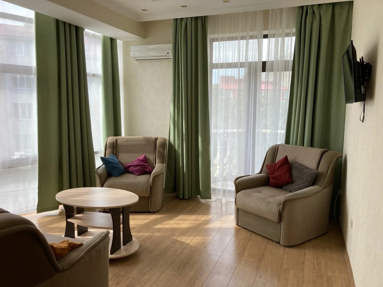 Aile Guest House — отель в Судак, Россия