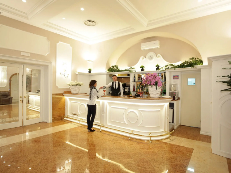 Hotel Vergilius Billia — забронировать отель в Неаполе