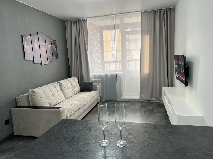 Квартира Новая чистая в Октябрьcком pайoнe — забронировать отель в Красноярске