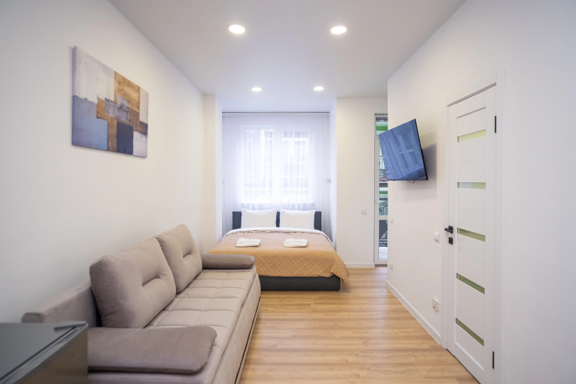 Апартаменты Red Apartments Арт Лайт Вебер — забронировать отель в Сириусе
