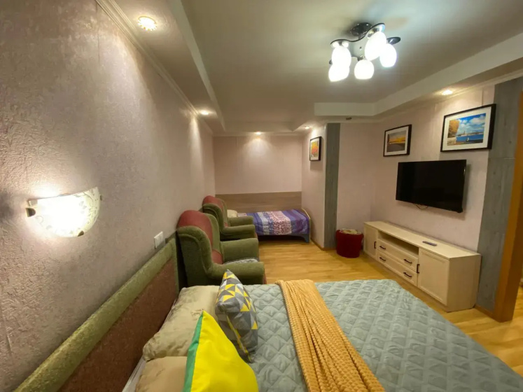 Apartamenty s 1 komnatoj i balkonom (KVARTIRA51) — отель с удобствами в Мурманске