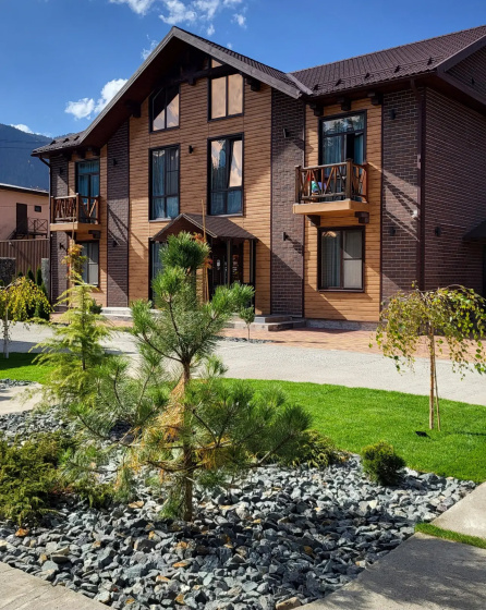 Gostevoj dom River & House — отель в Архыз, Россия