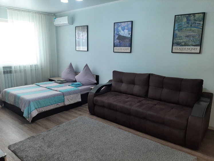 Цены на Квартира EvroHome на пр-те Победы 155/4 в Оренбург
