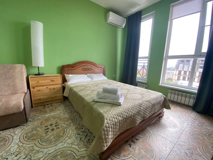 Цены на Апартаменты на Бакинской от HomeHotelSochi в Сириусе