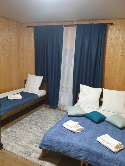 Sherkhan Guest House — забронировать отель в Теберда