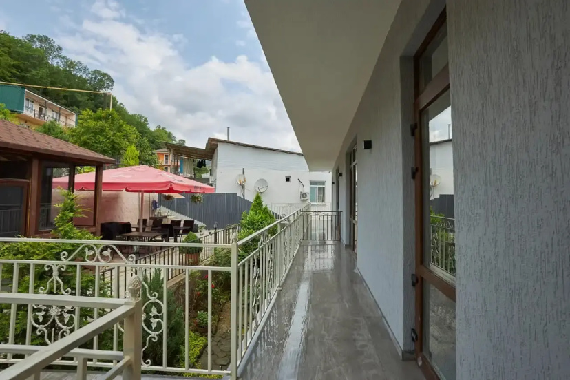 Marina Guest House — забронировать отель в Хоста