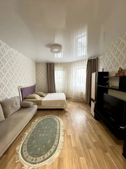 Цены на Kvartira na Prospekte Lenina 74 в Сургуте