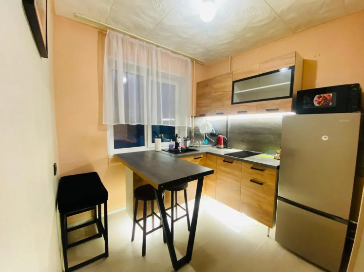 Цены на Apartamenty s 2 komnatami v centre Murmanska в Мурманске