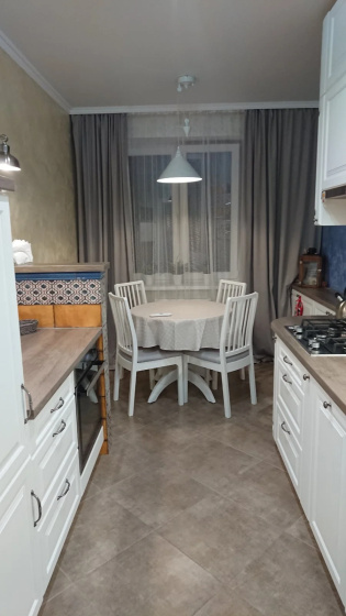 Цены на Apartamenty Komfortnye 2-h komnatnye в Зеленоградске