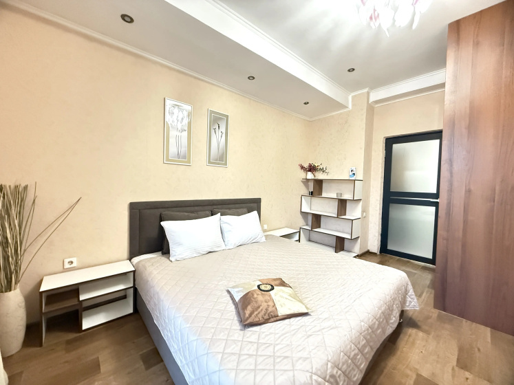 Apartamenty Roza v istoriceskom centre goroda, naprotiv Cvetnogo bul'vara — отзывы гостей и цены