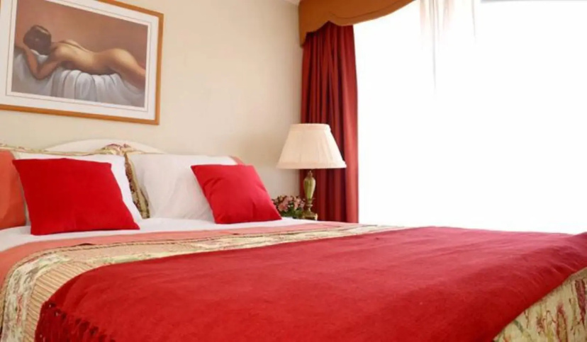 DeluxeBarcelona Apartments — отель с удобным расположением в Барселоне