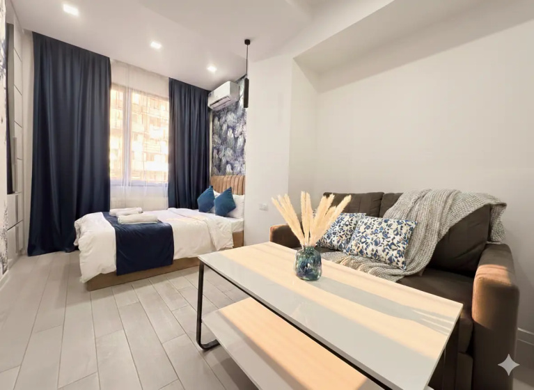 Апартаменты  Stylish apt city center, BW — отель с удобным расположением в Ереван