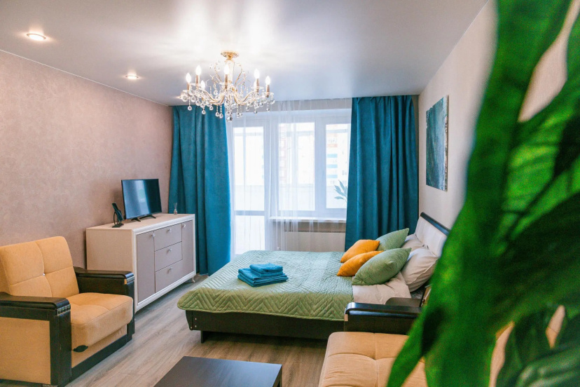 Апартаменты Room Tour на Улице Федюнинского — отель в Тюмени, Россия