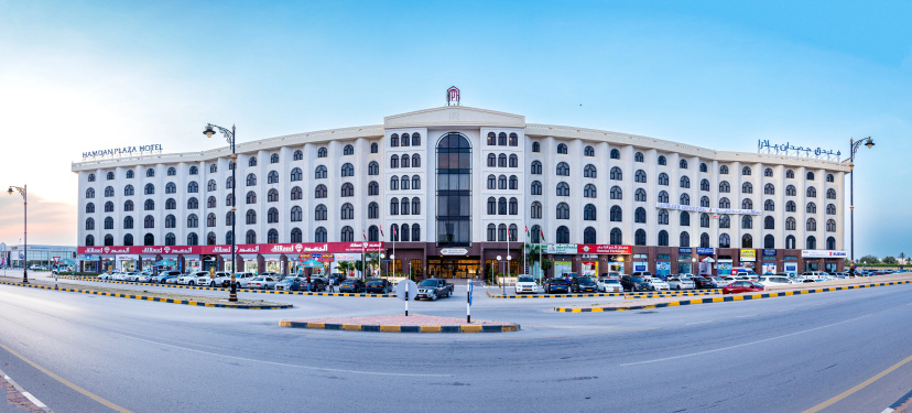 Otel' Hamdan Plaza — забронировать отель в Салала