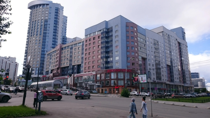 Апартаменты Москва 24 с 1 спальней и кухней — отель с удобным расположением в Екатеринбурге