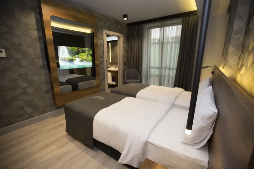 Emens Hotel, Измир, Турция