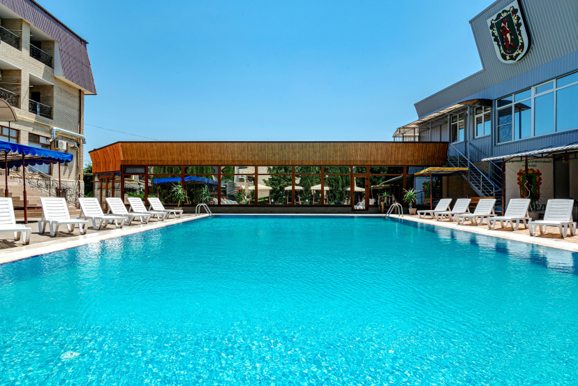 Цены на Отель Медведь Resort в Коктебель