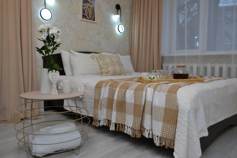 Apartamenty <<Atmosfera>> | Mona- Prostranstvo Bez Suety — забронировать отель в Липецке