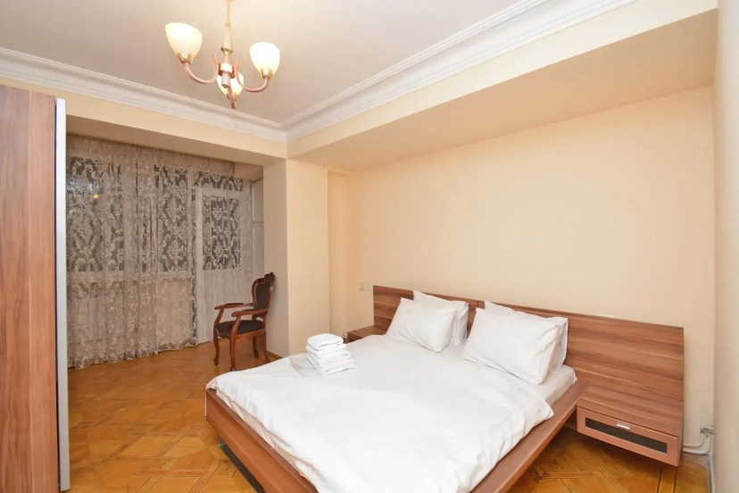Apartamenty Perte House on Vardanants 5A — забронировать отель в Ереван