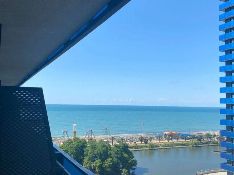 Apartamenty u mora v Apart-Otele Orbi City (Novyj Batumi, Allea Geroev) 920S — забронировать отель в Батуми