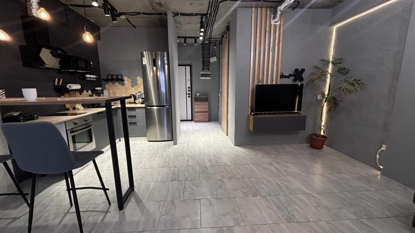 Цены на Квартира Loft home в Владивостоке