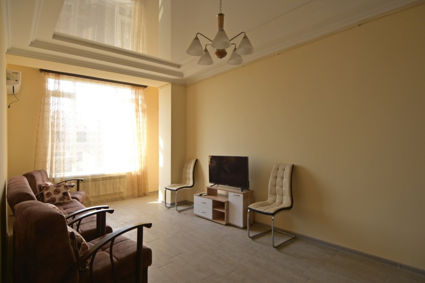 Apartments RentInnYerevan Nalbandyan 7/1 1 — отель в Ереван, Армения