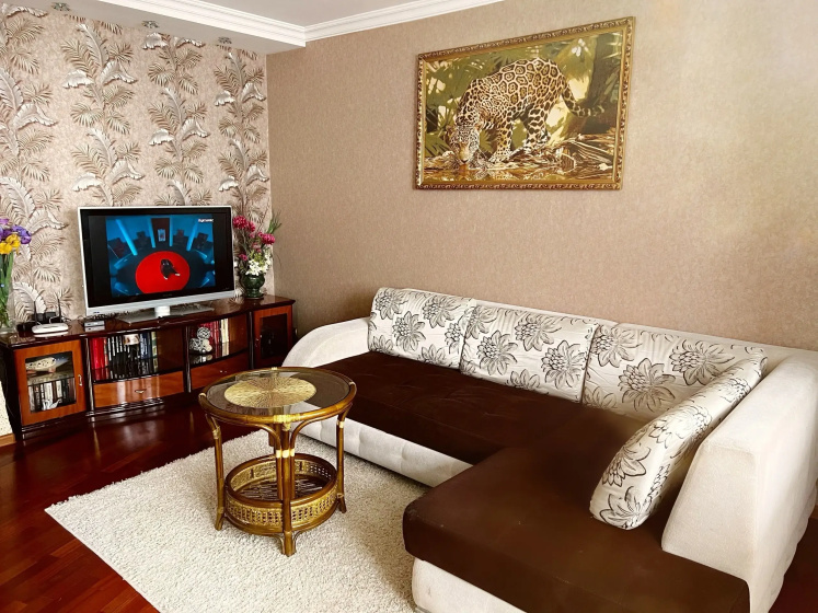 Цены на Квартира 3-к. квартира 76,3 м² 6/10 эт. в Ульяновске