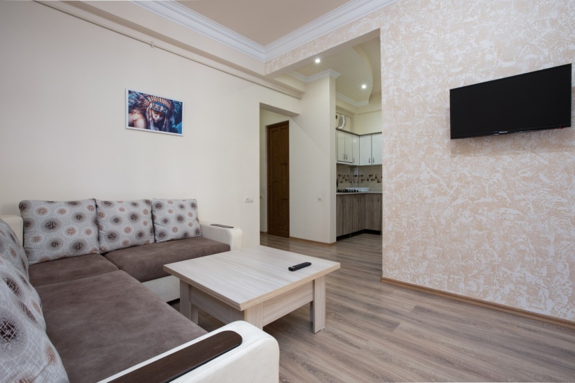 Апартаменты on Yekmalyan Str.1-9/2 — отель с удобствами в Ереван