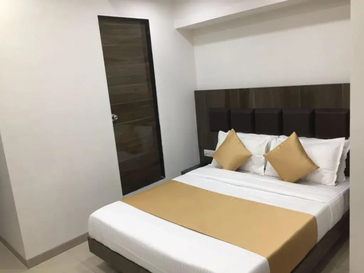 Цены на Otel' The Best Hotel Mumbai в Мумбаи
