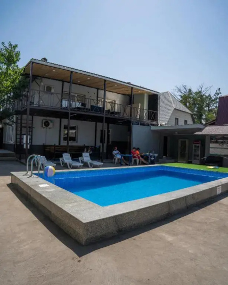 Сравните цены на Apple Hostel в Бишкек