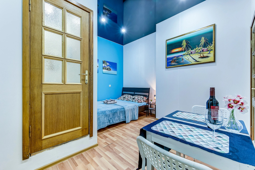 Квартира Tropical — отель с удобствами в Санкт-Петербурге