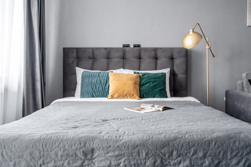 Апартаменты Laconic на Васильевском острове Satin home Romance — комфортный отель в Санкт-Петербурге