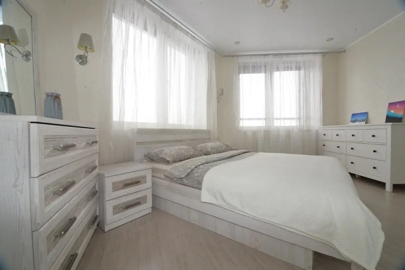 Apartamenty Vidovye Trehkomnatnye v Centre Goroda — забронировать отель в Казани