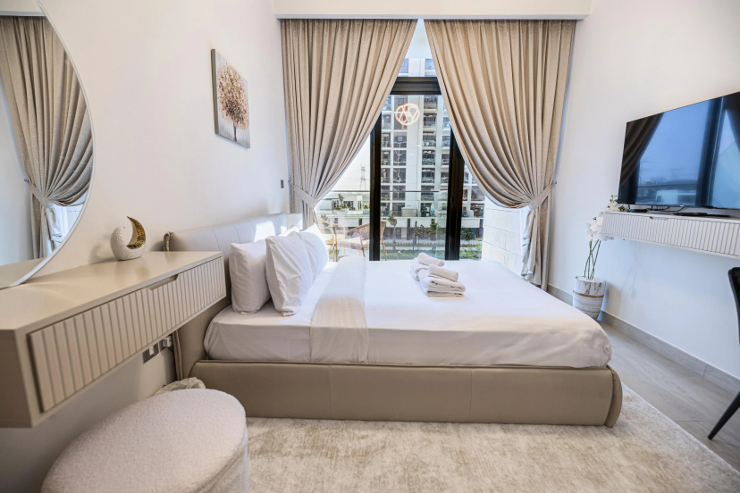 Цены на Elite LUX Holiday Homes -Upscale Studio in Azizi Riviera Prime Location Dubai в Дубае