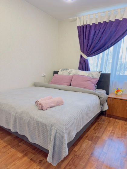 Apartamenty Kajf-tur Utro s vidom na buhtu 2 gosta — комфортный отель в Петропавловск-Камчатский