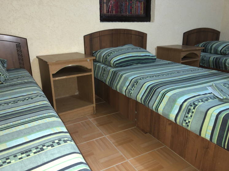 Chernomorsk Guest House — отель с удобным расположением в Лермонтово