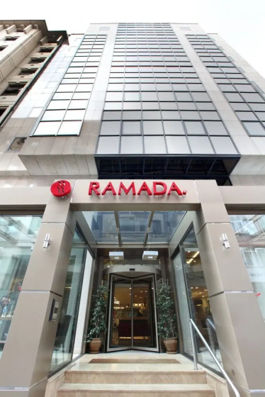 Otel' Ramada By Wyndham Istanbul Taksim — отель с удобствами в Стамбуле