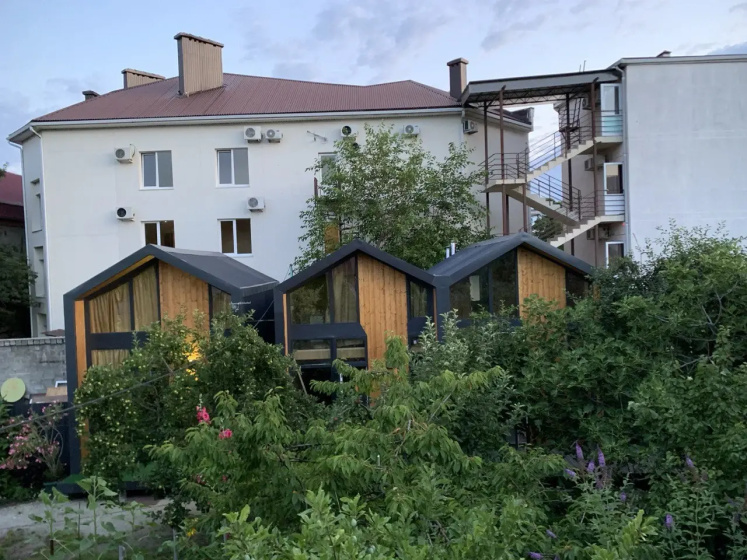Castnyj dom Barn haus dvuhetaznyj — отель в Кабардинка, Россия