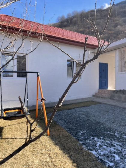 Цены на Частный дом с Бассейном у Леса в Верхний Фиагдон