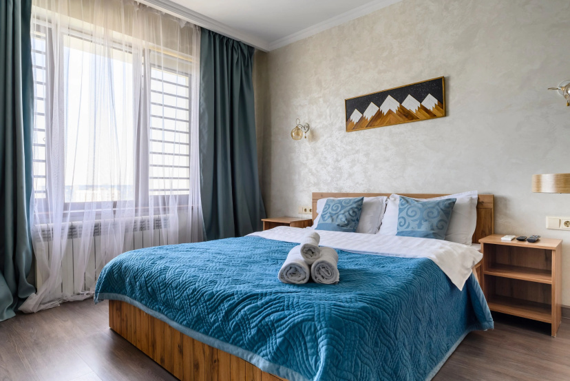 Апартаменты M.O.O.N. APARTMENTS Жк Arbat — отель в Алматы, Казахстан