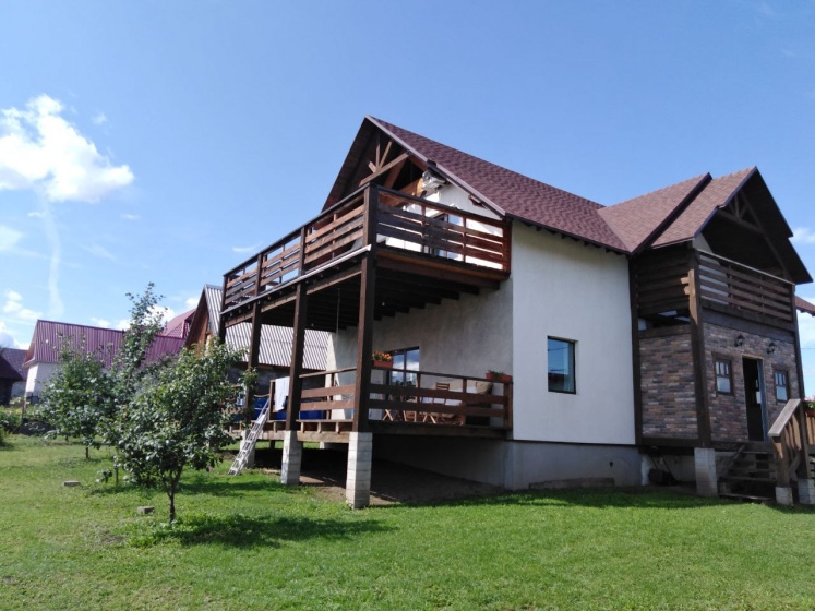 Дом Townhouse Klenovy — отель с удобствами в Белокуриха