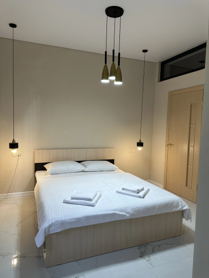 Mini-otel' Aaron — забронировать отель в Сухуми