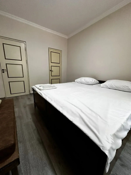 Apartamenty Perte House on Aram Khachatrian 12 — забронировать отель в Ереван