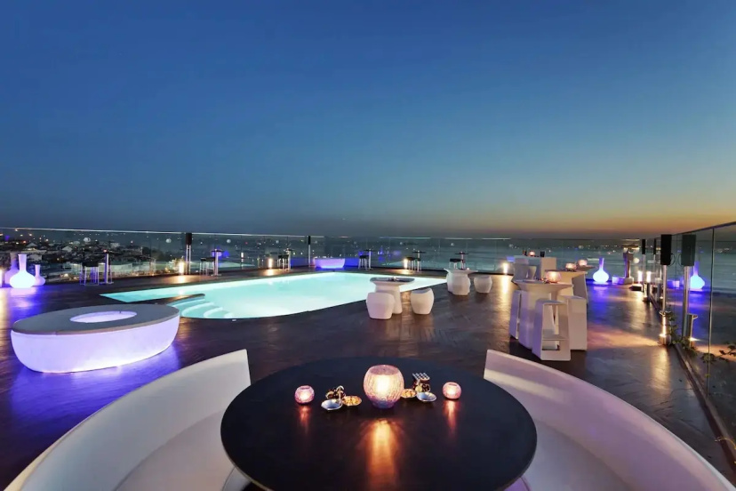 DoubleTree By Hilton Istanbul Moda — забронировать отель в Стамбуле