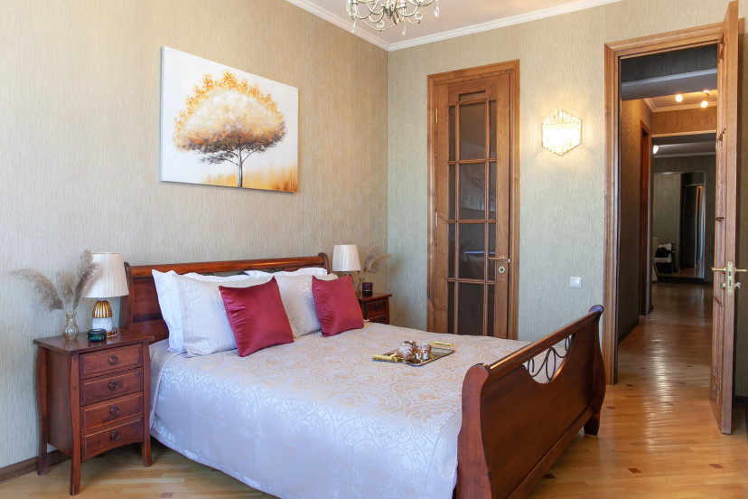 Apartments in the City Center near Mziuri Park — забронировать отель в Тбилиси