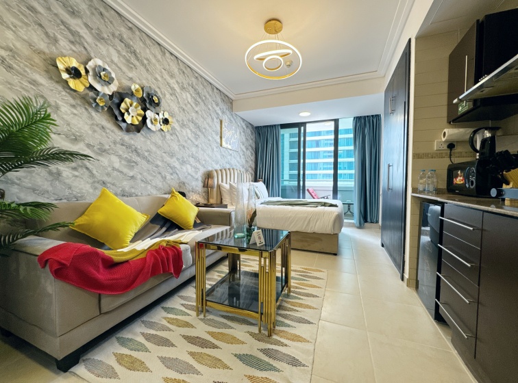 Апартаменты Cosmos Living Charming Studio With Balcony 4 — отель в Дубае, Объединенные Арабские Эмираты