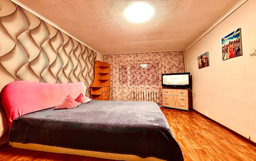 Квартира на Мира 36А — забронировать отель в Нижневартовске